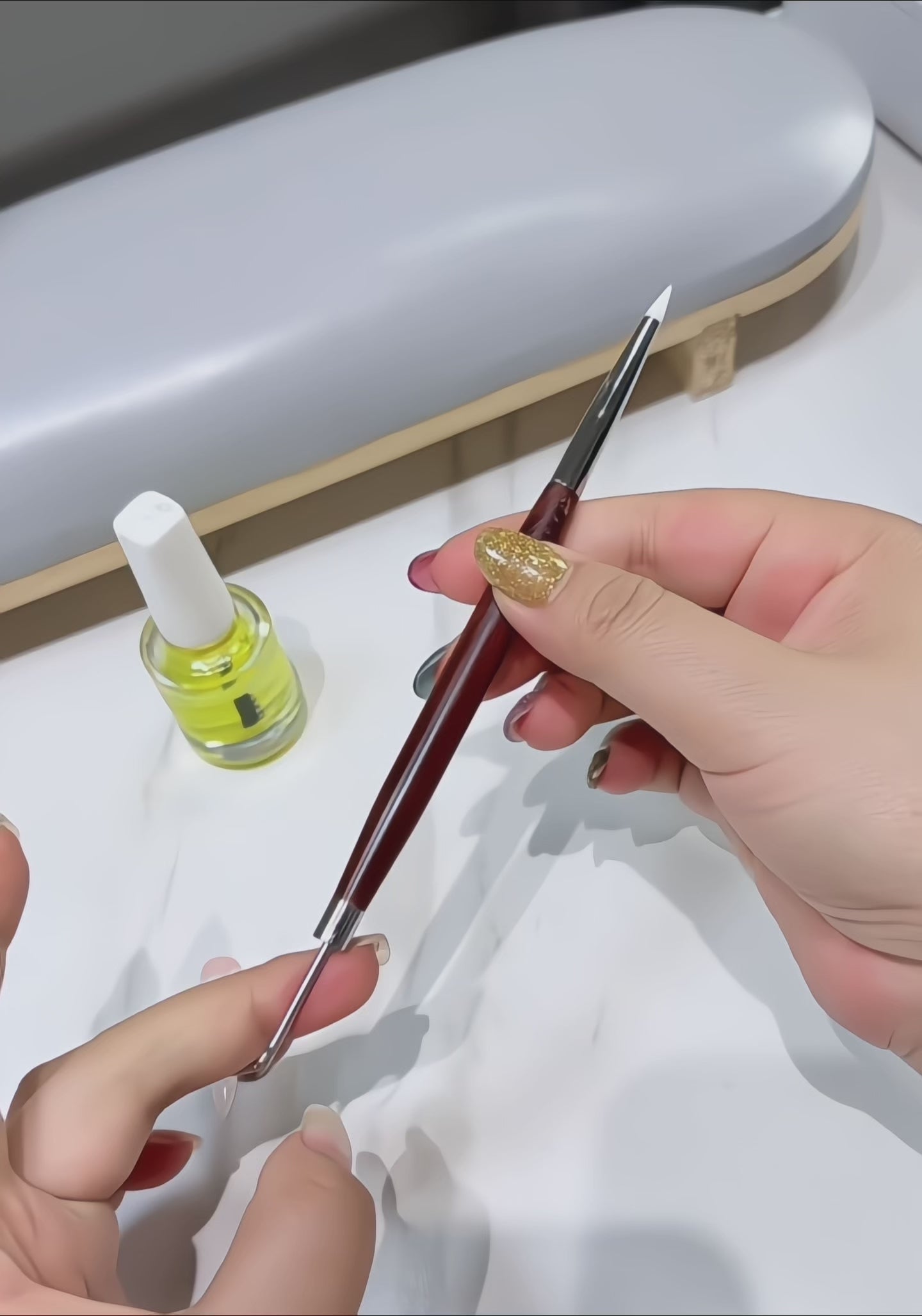 Dual-Ended Nail Carving Gel Pen, Wooden Handle 3D Sculpture Painting Dotting Tool for Nail Art Sculpting